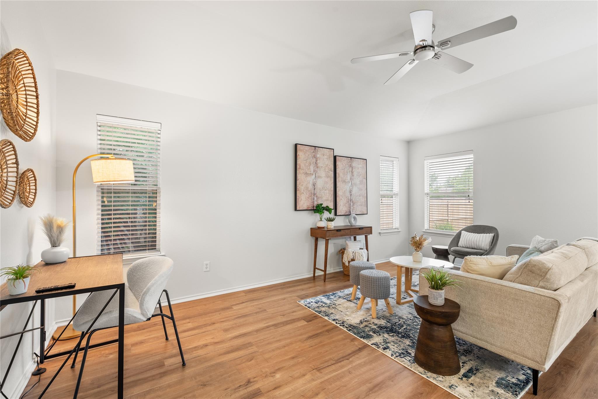 237 Baldwin St, Hutto, TX 78634
