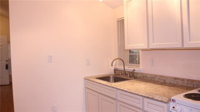502 Toliver St, Bastrop, TX 78602