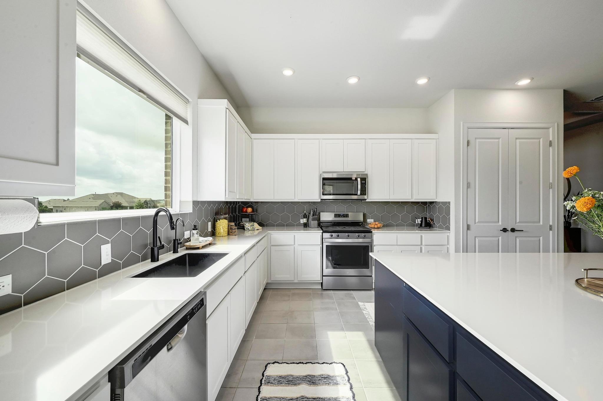 409 July Johnson Dr, Austin, TX 78737
