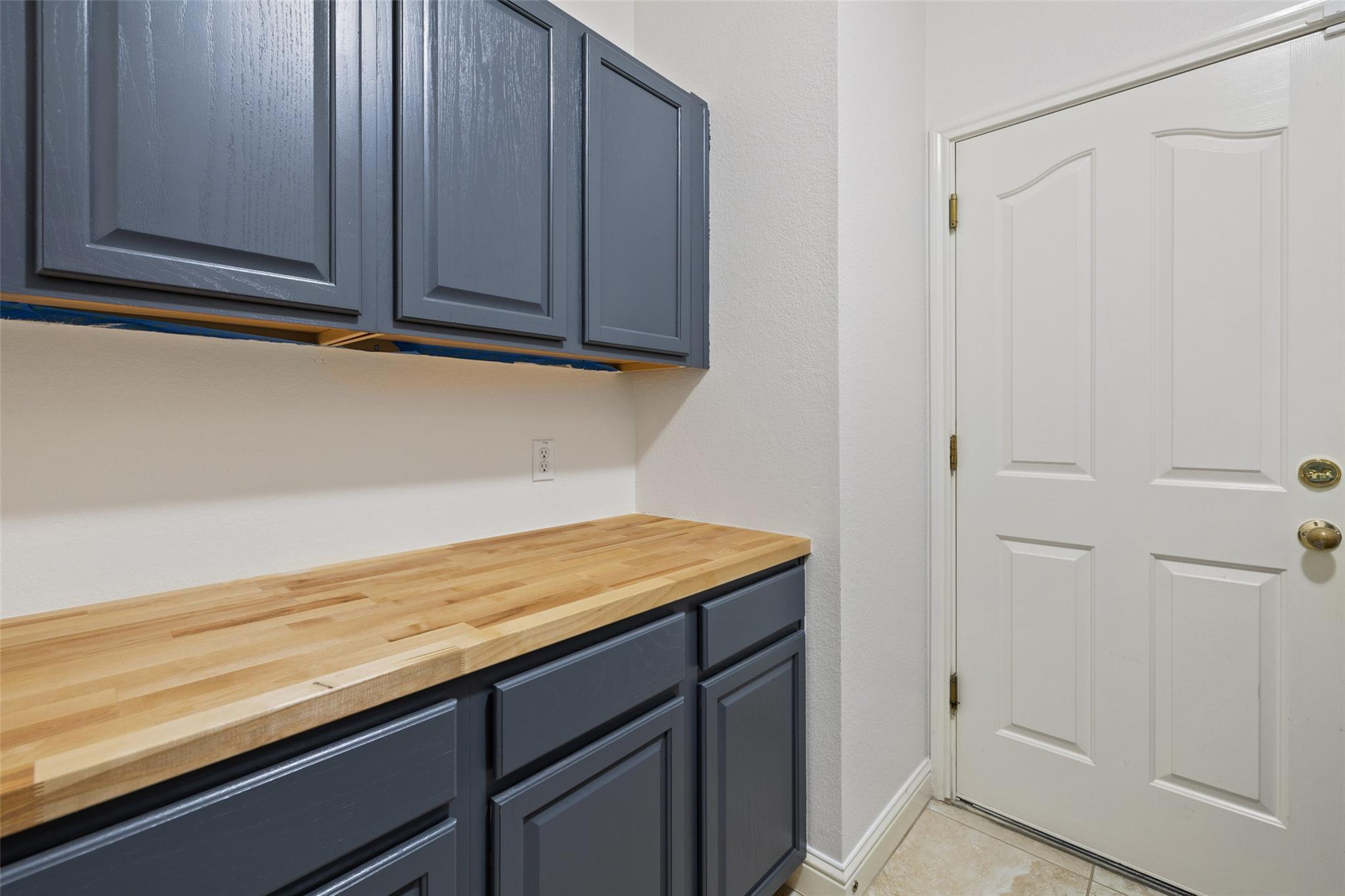 10408 Hansa Dr, Austin, TX 78739