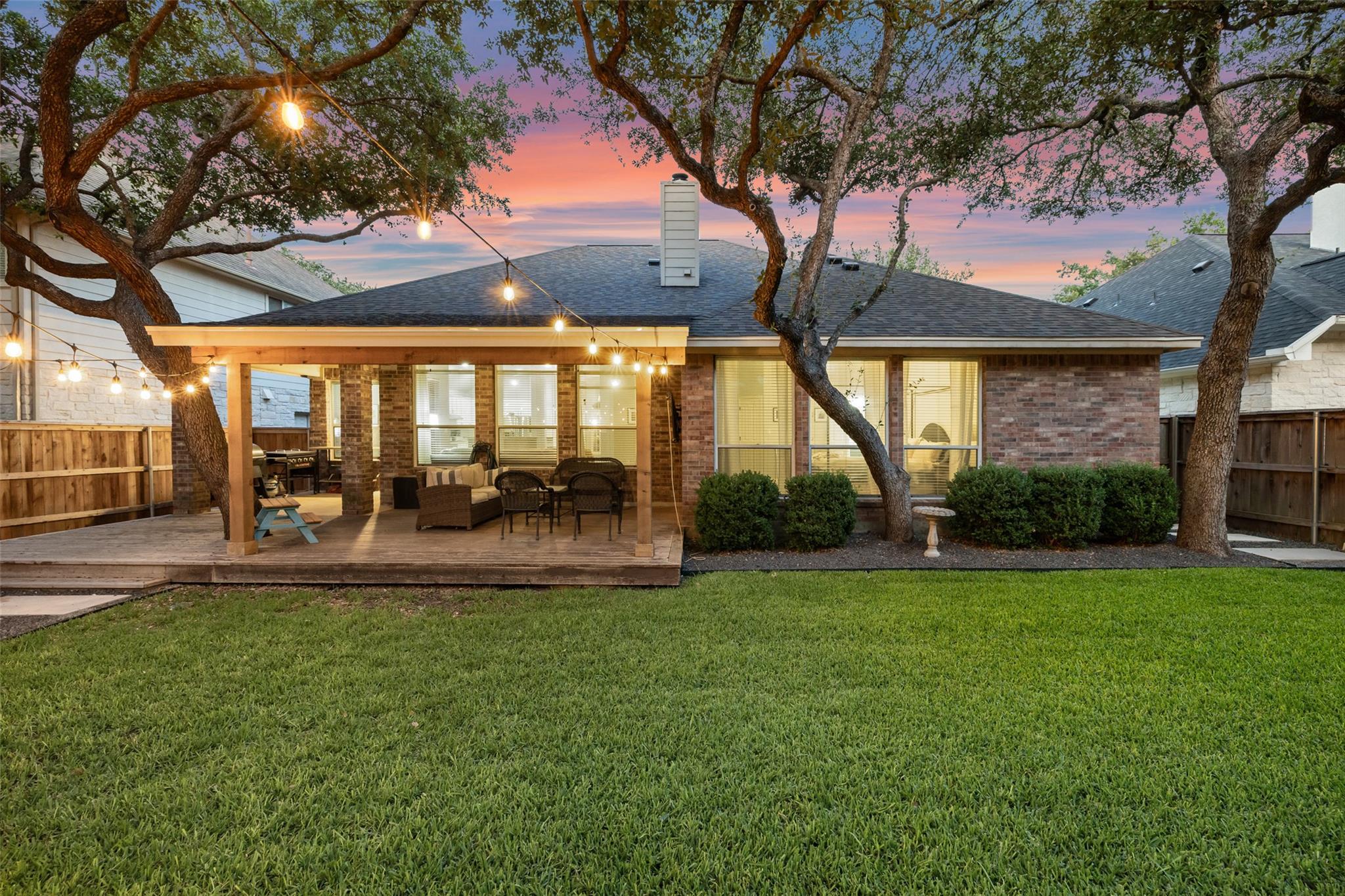 10408 Hansa Dr, Austin, TX 78739