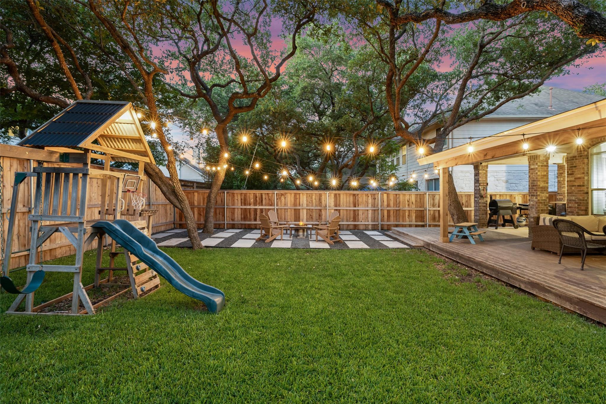 10408 Hansa Dr, Austin, TX 78739