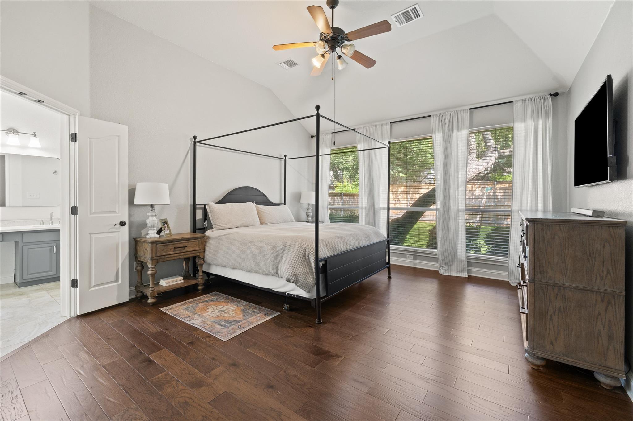10408 Hansa Dr, Austin, TX 78739