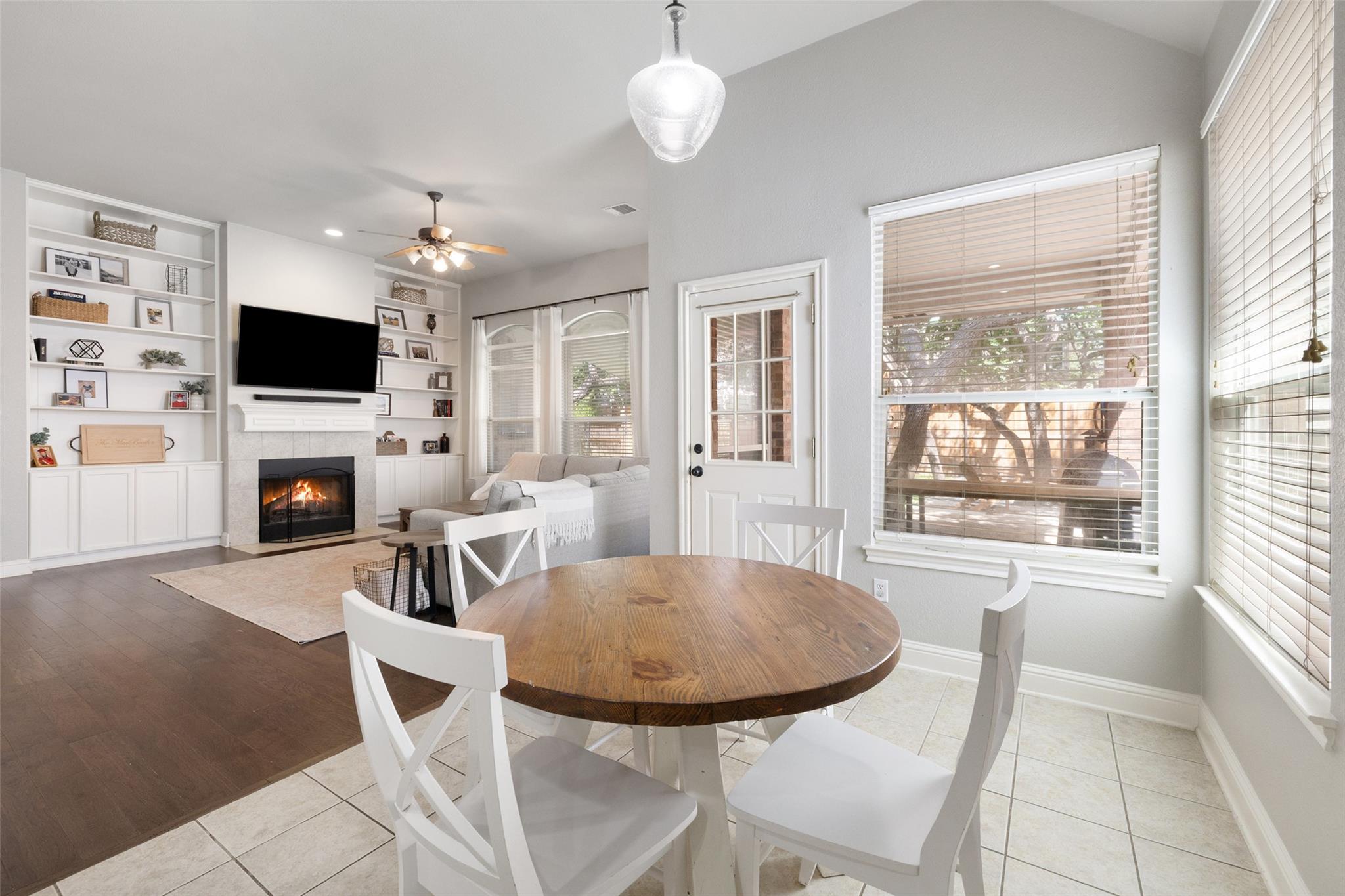 10408 Hansa Dr, Austin, TX 78739