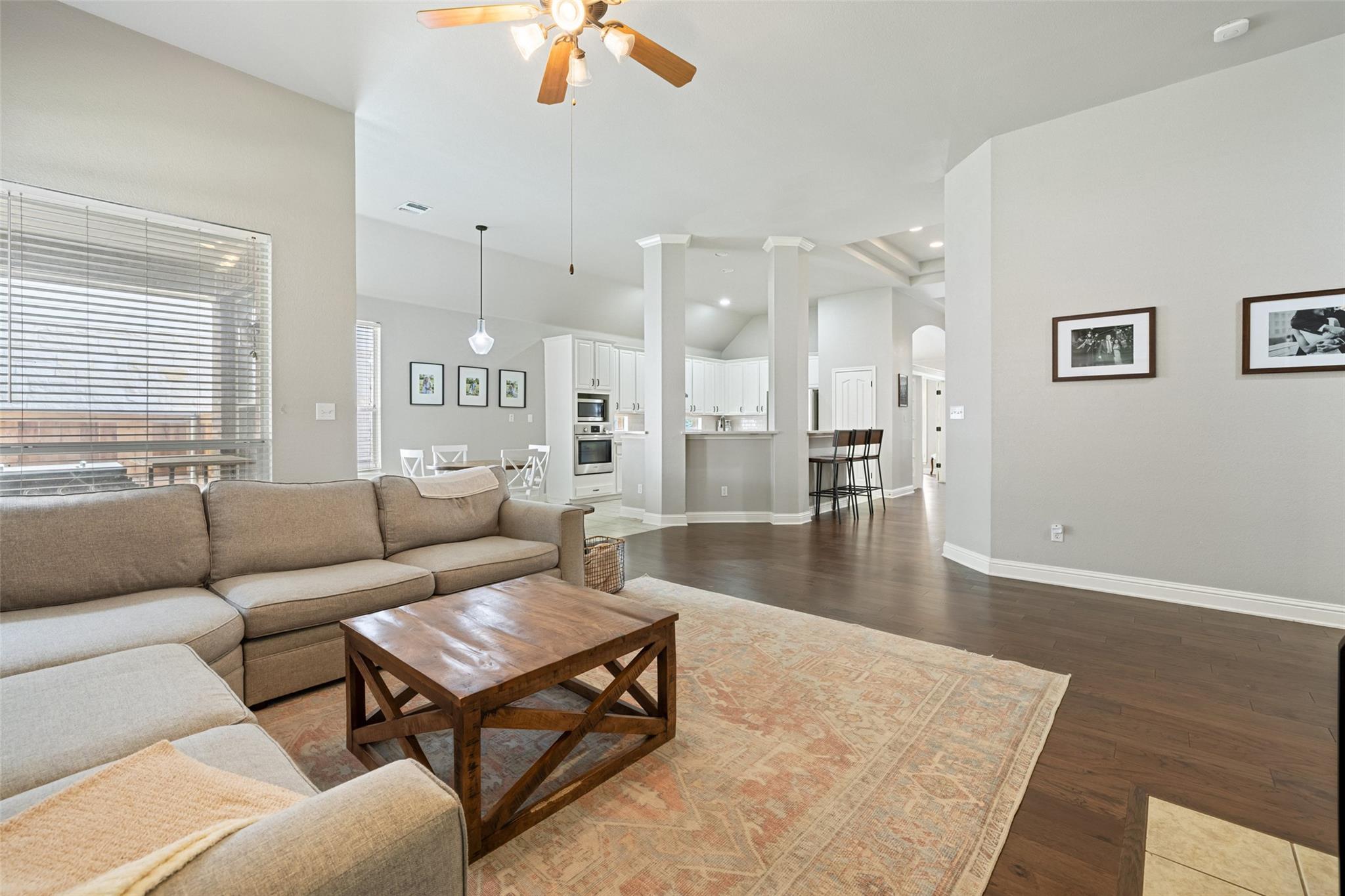 10408 Hansa Dr, Austin, TX 78739