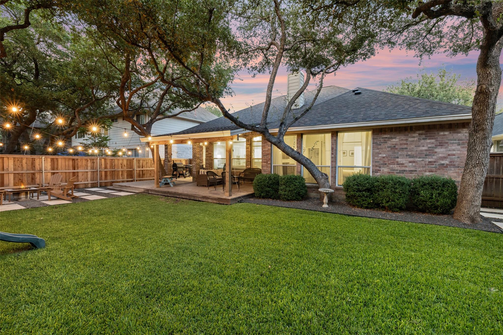 10408 Hansa Dr, Austin, TX 78739