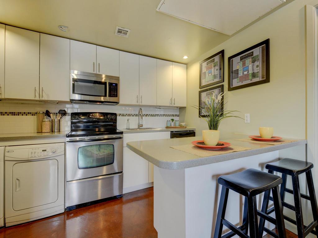 2408 Leon St # 218., Austin, TX 78705