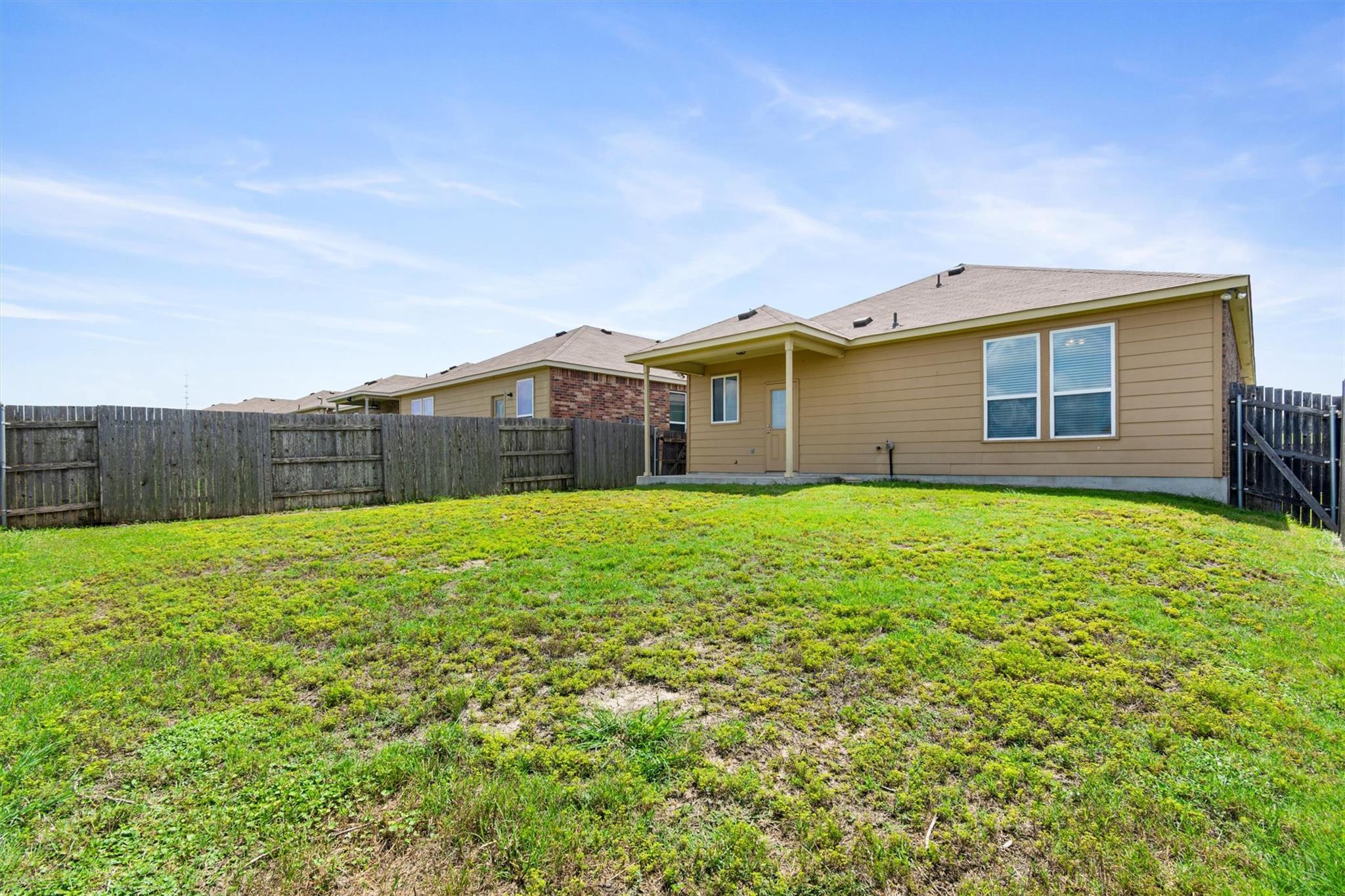 184 Nectar Dr, Buda, TX 78610