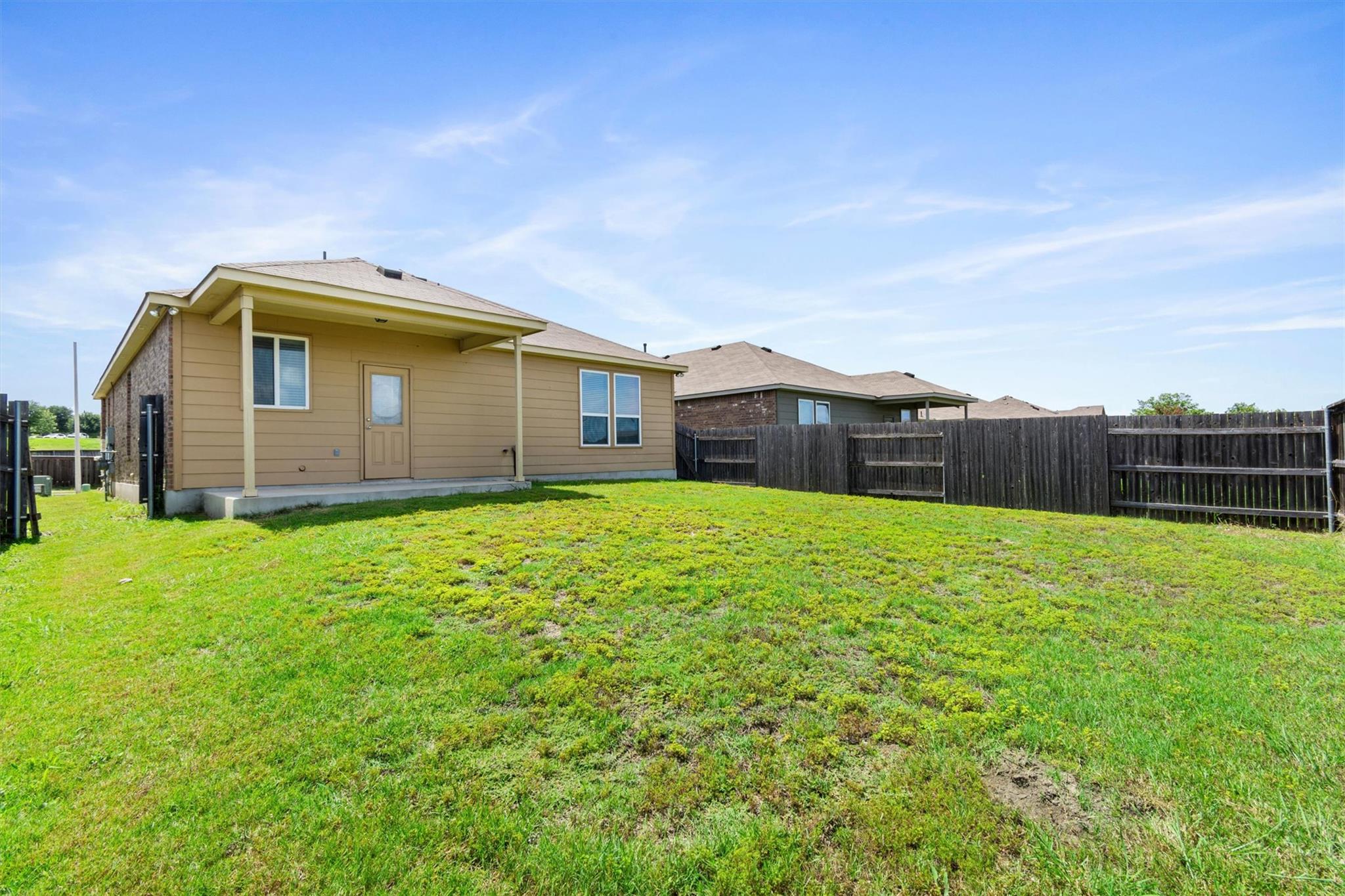 184 Nectar Dr, Buda, TX 78610