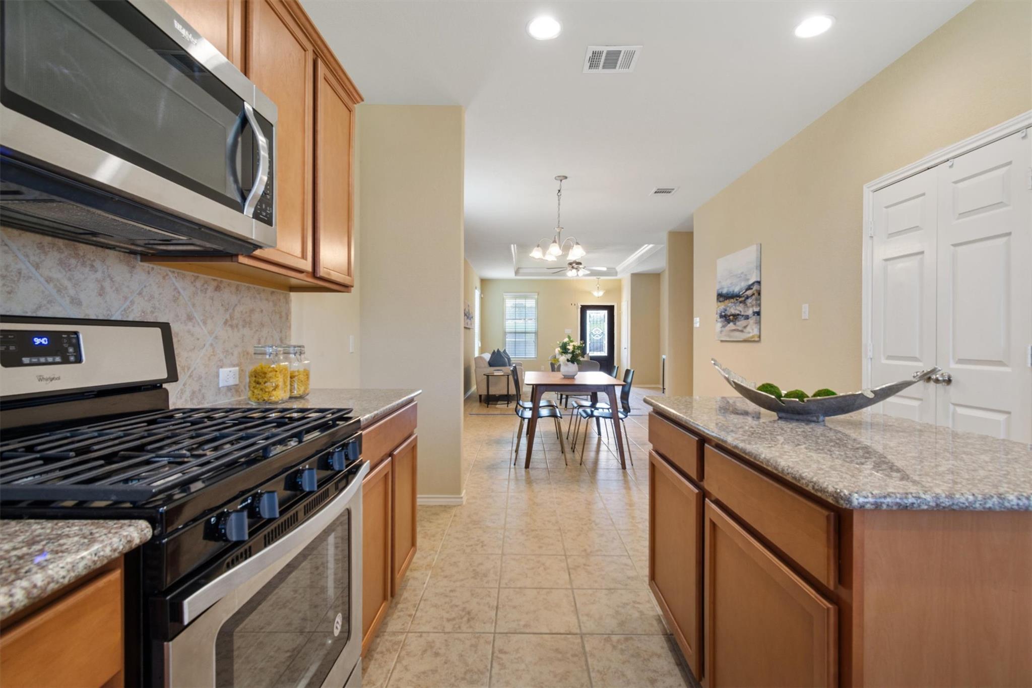 184 Nectar Dr, Buda, TX 78610