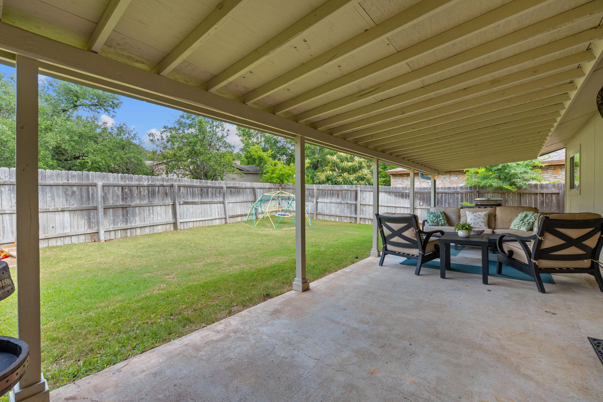 6008 Smith Oak Trl, Austin, TX 78749