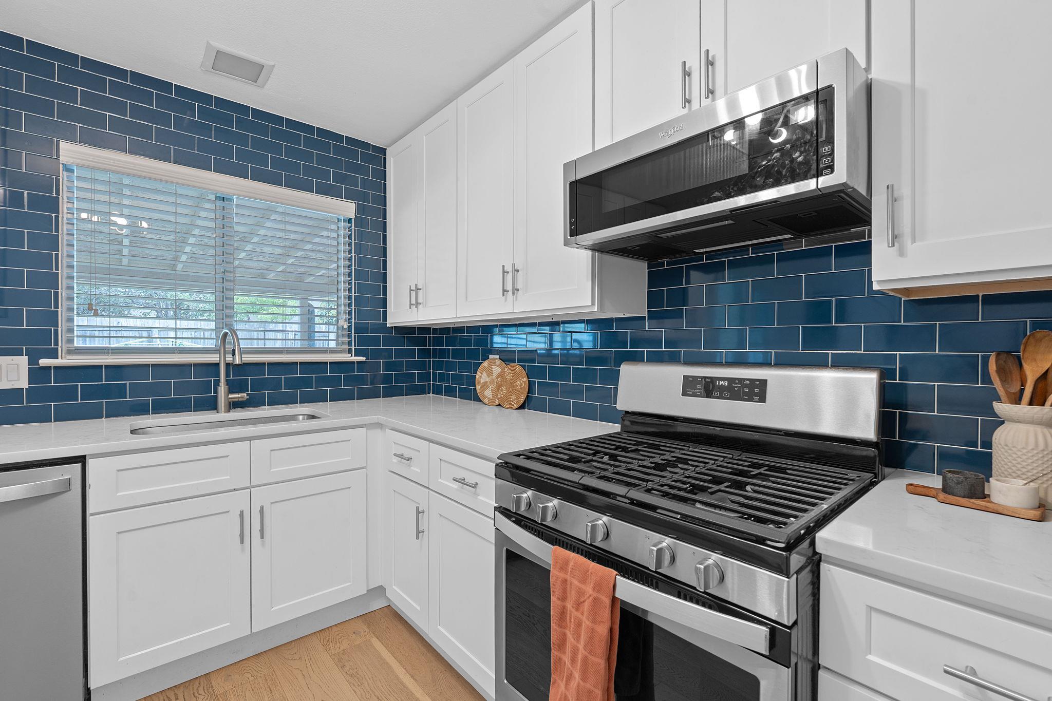 6008 Smith Oak Trl, Austin, TX 78749