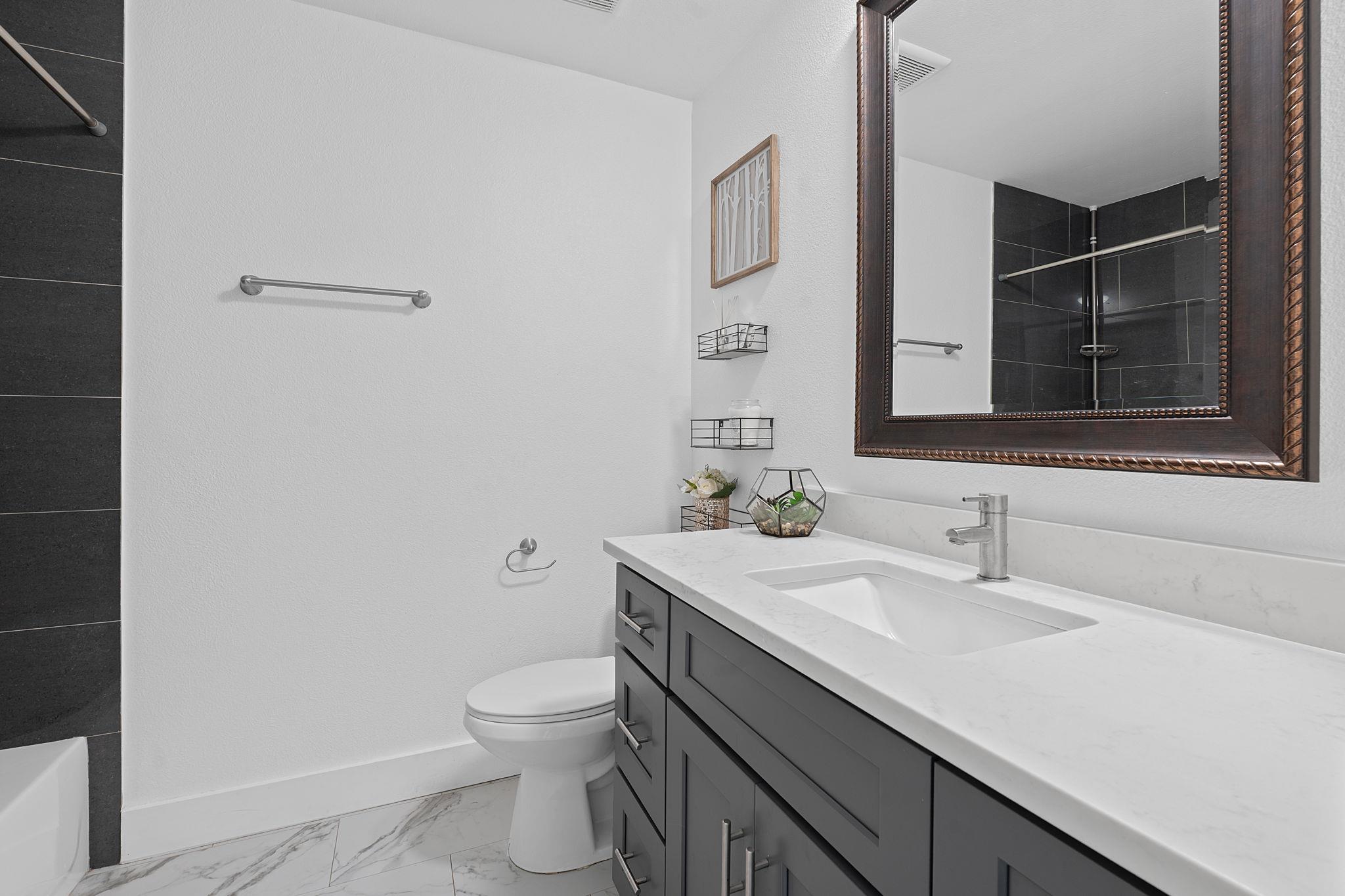 6008 Smith Oak Trl, Austin, TX 78749