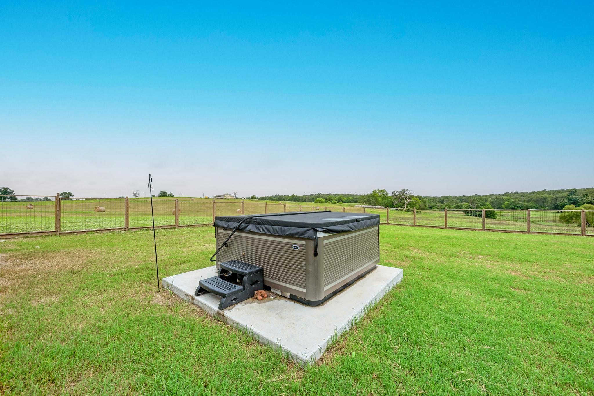 750 County Road 282, Cameron, TX 76520