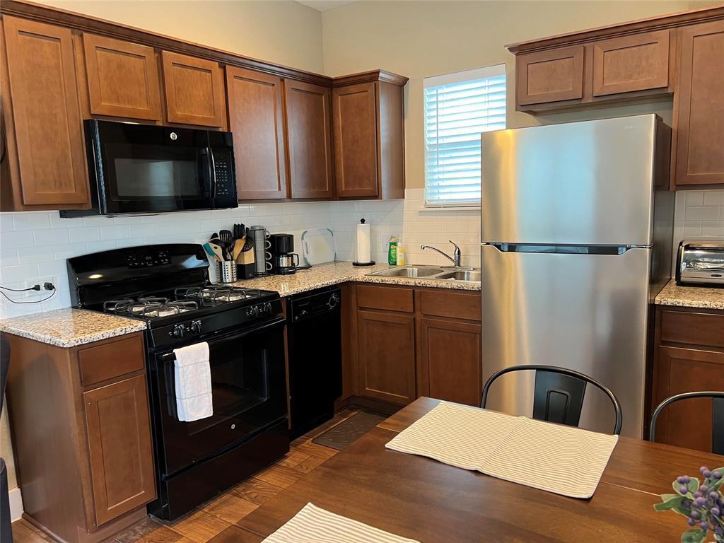 911-B Morrow St # B, Austin, TX 78757
