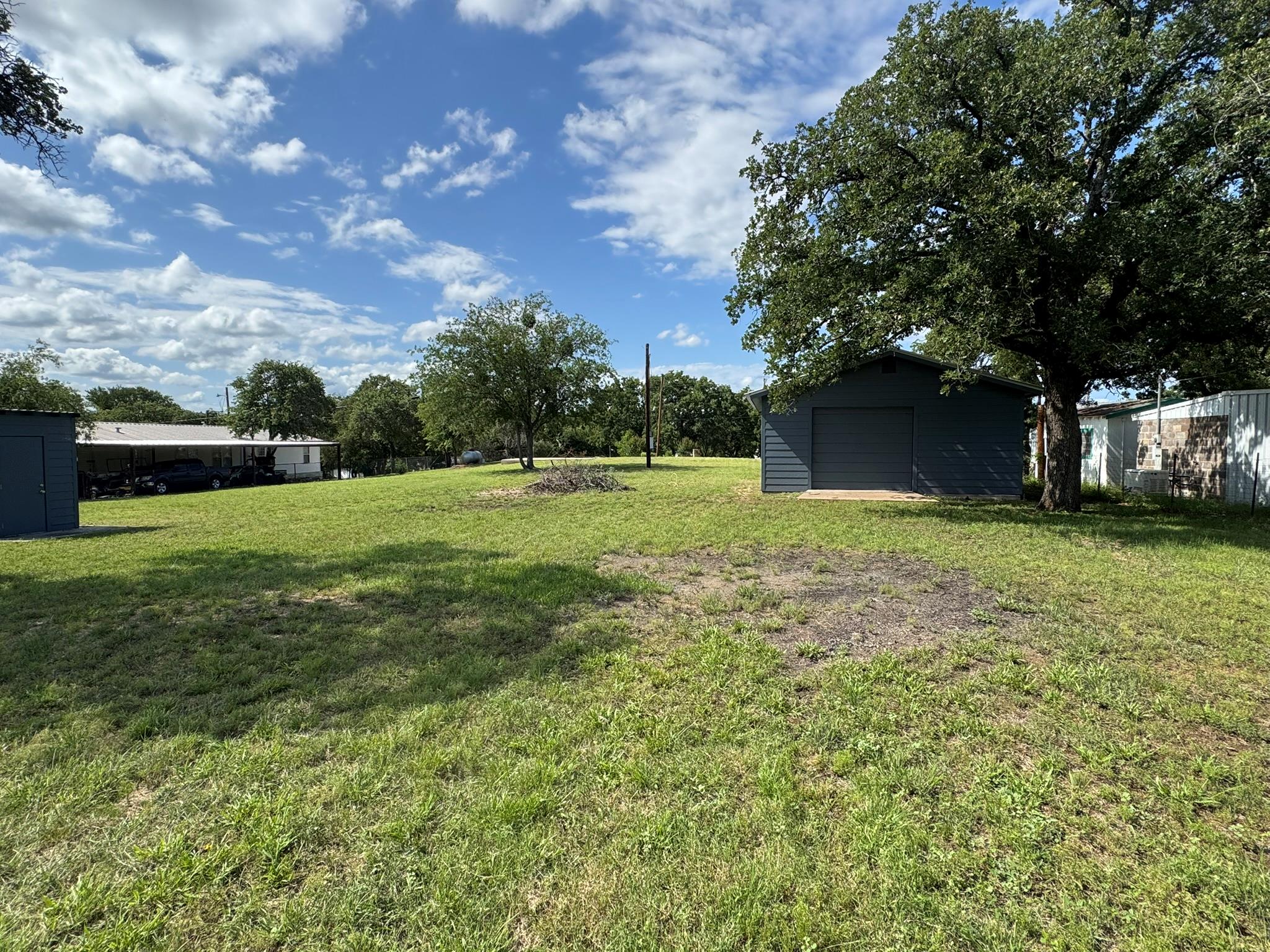 670 Beaver St, Tow, TX 78672