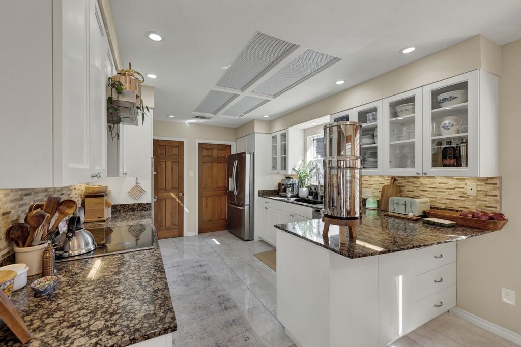 830 Palomino Ln, San Marcos, TX 78666