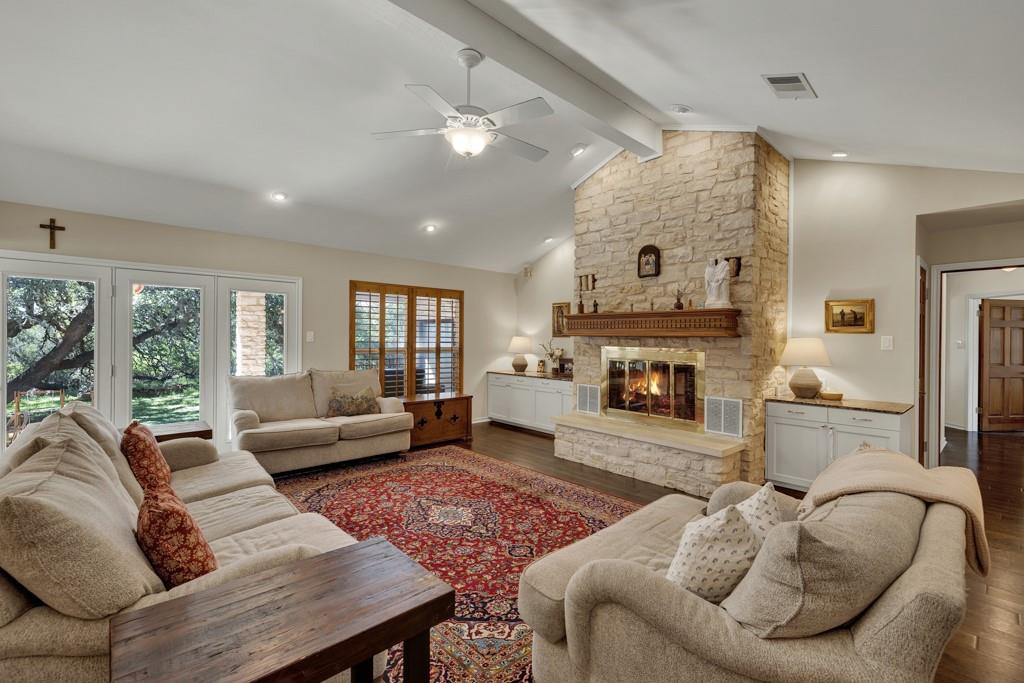 830 Palomino Ln, San Marcos, TX 78666