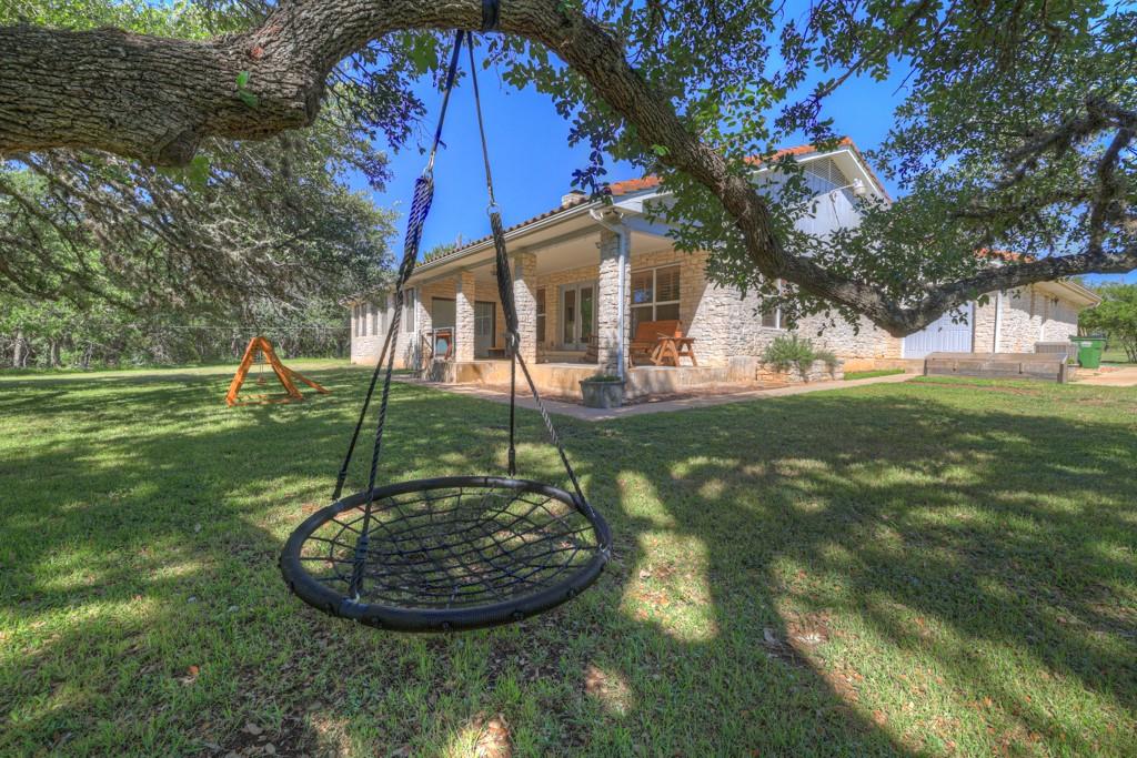 830 Palomino Ln, San Marcos, TX 78666