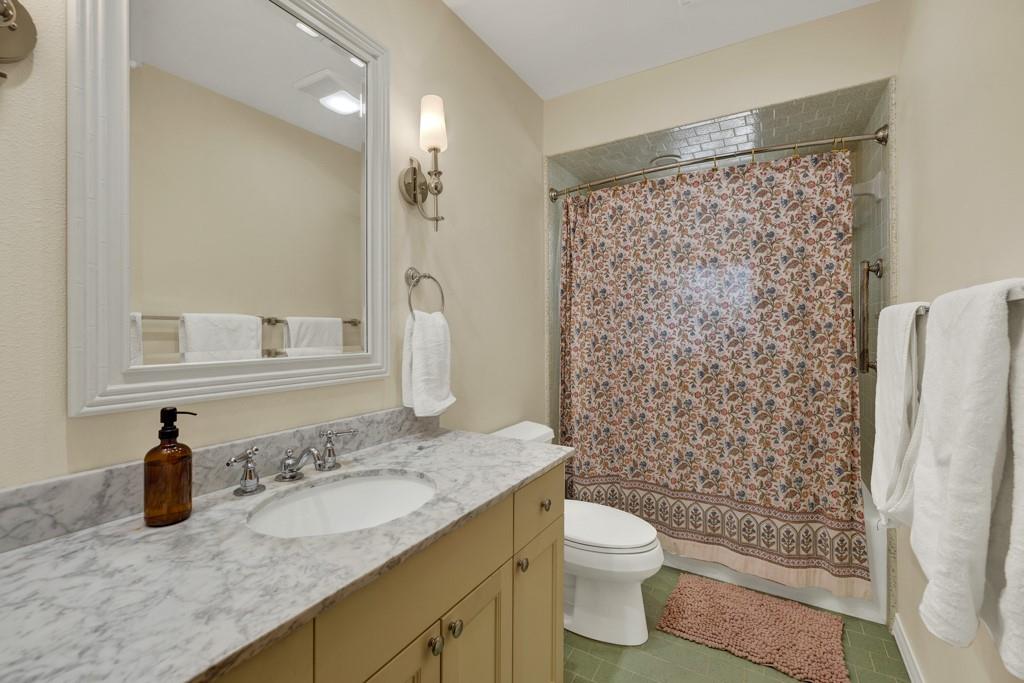 830 Palomino Ln, San Marcos, TX 78666