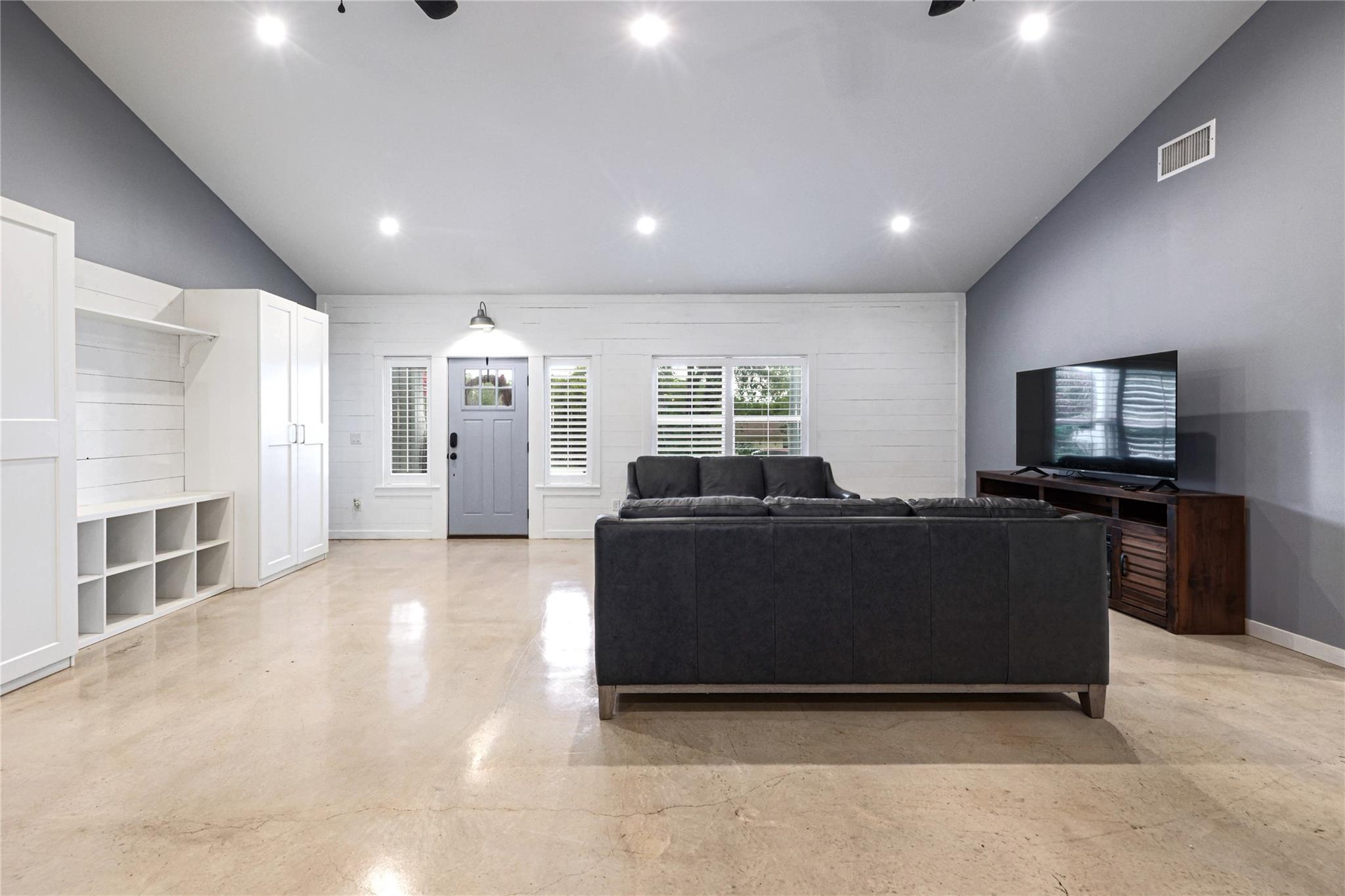 33 Deer Ridge Rd, Wimberley, TX 78676