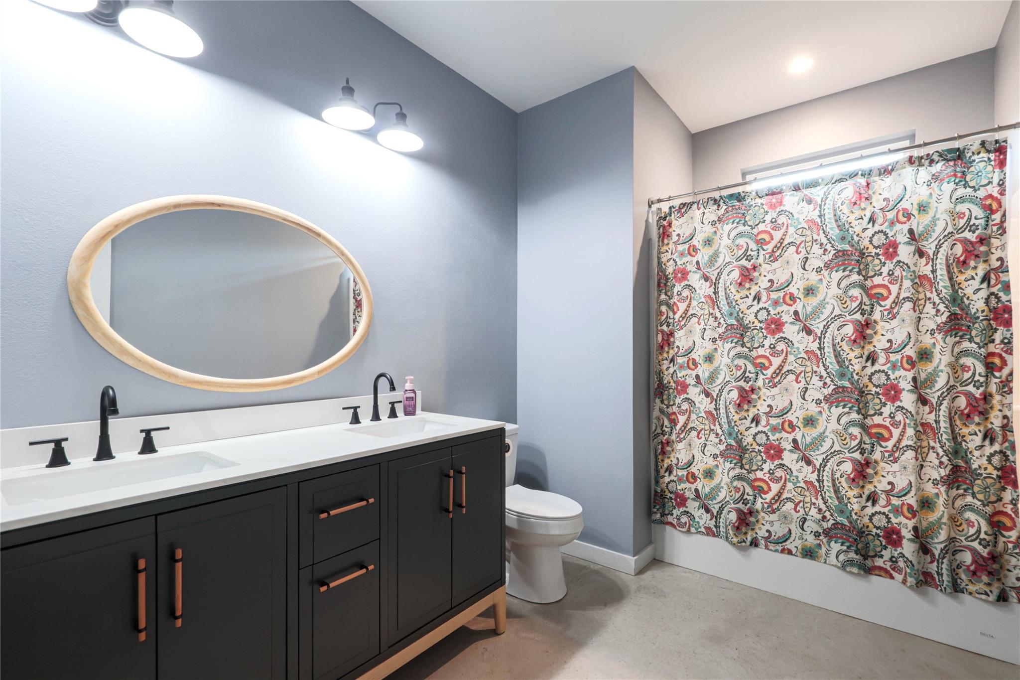 33 Deer Ridge Rd, Wimberley, TX 78676