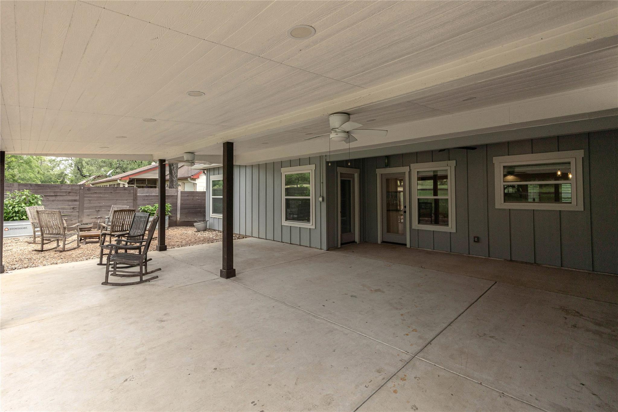 33 Deer Ridge Rd, Wimberley, TX 78676