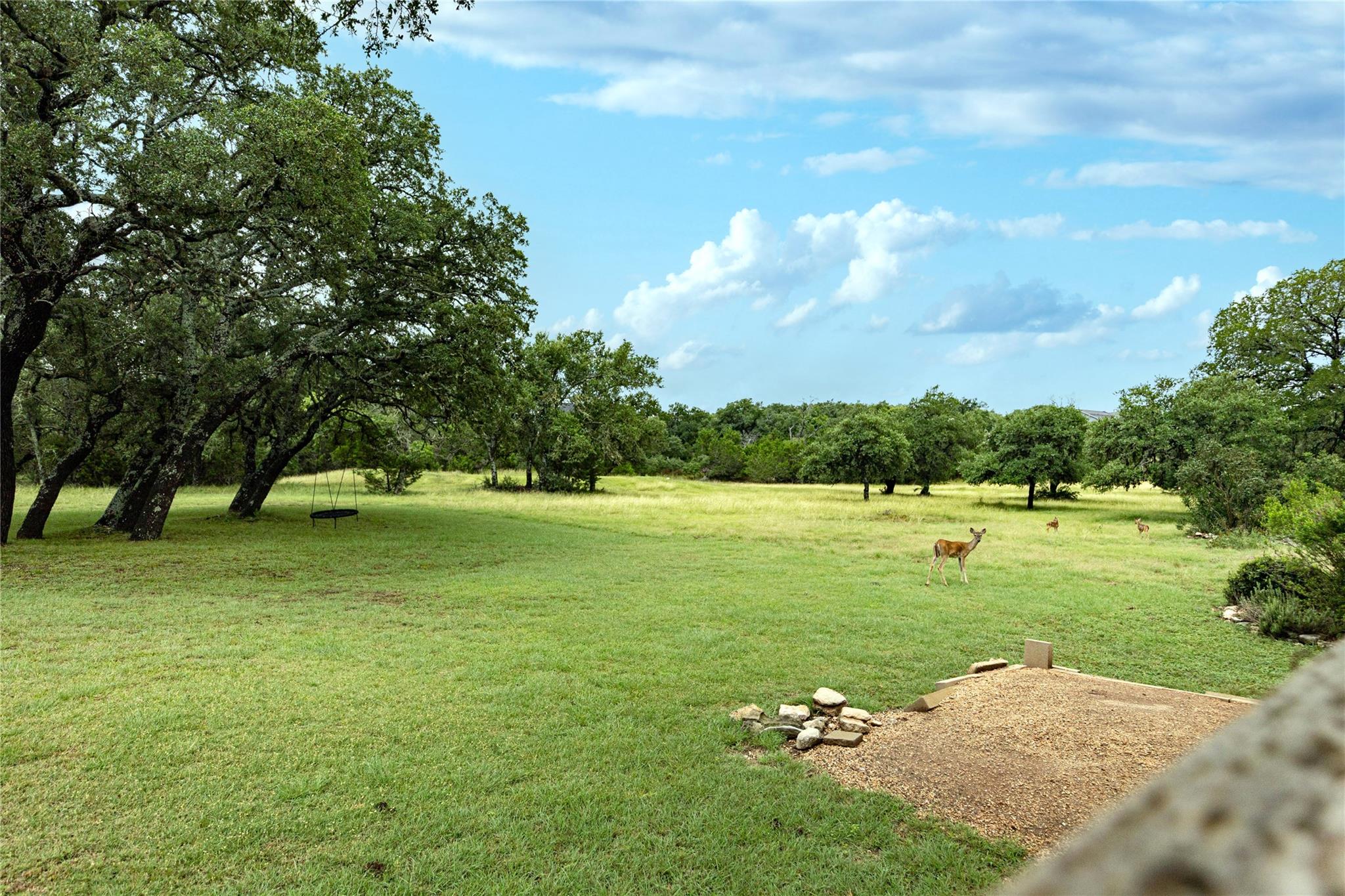 33 Deer Ridge Rd, Wimberley, TX 78676