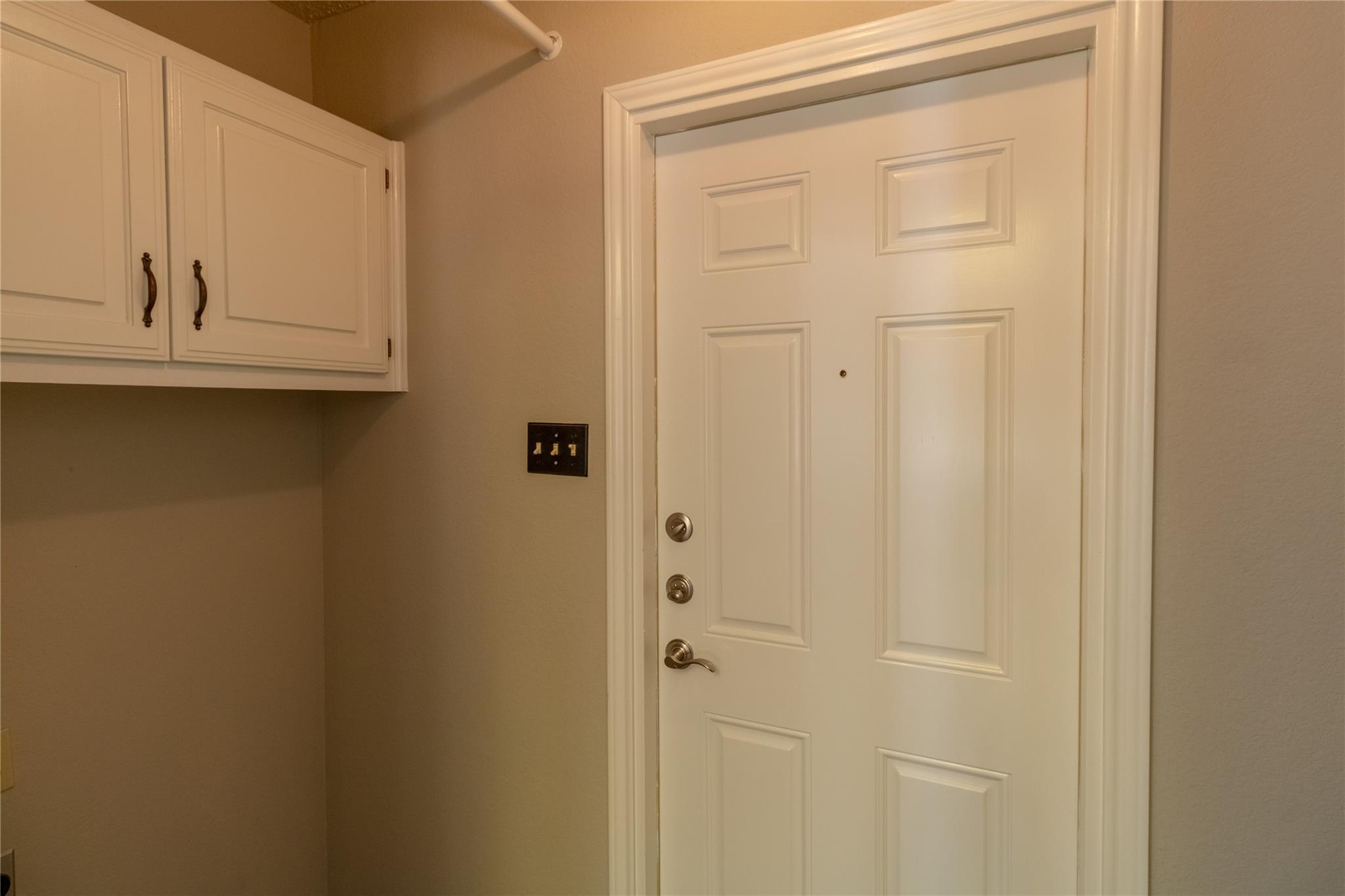 5839 Secrest Dr, Austin, TX 78759