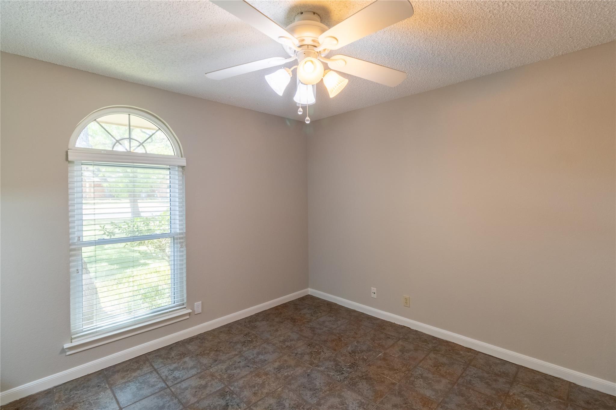 5839 Secrest Dr, Austin, TX 78759