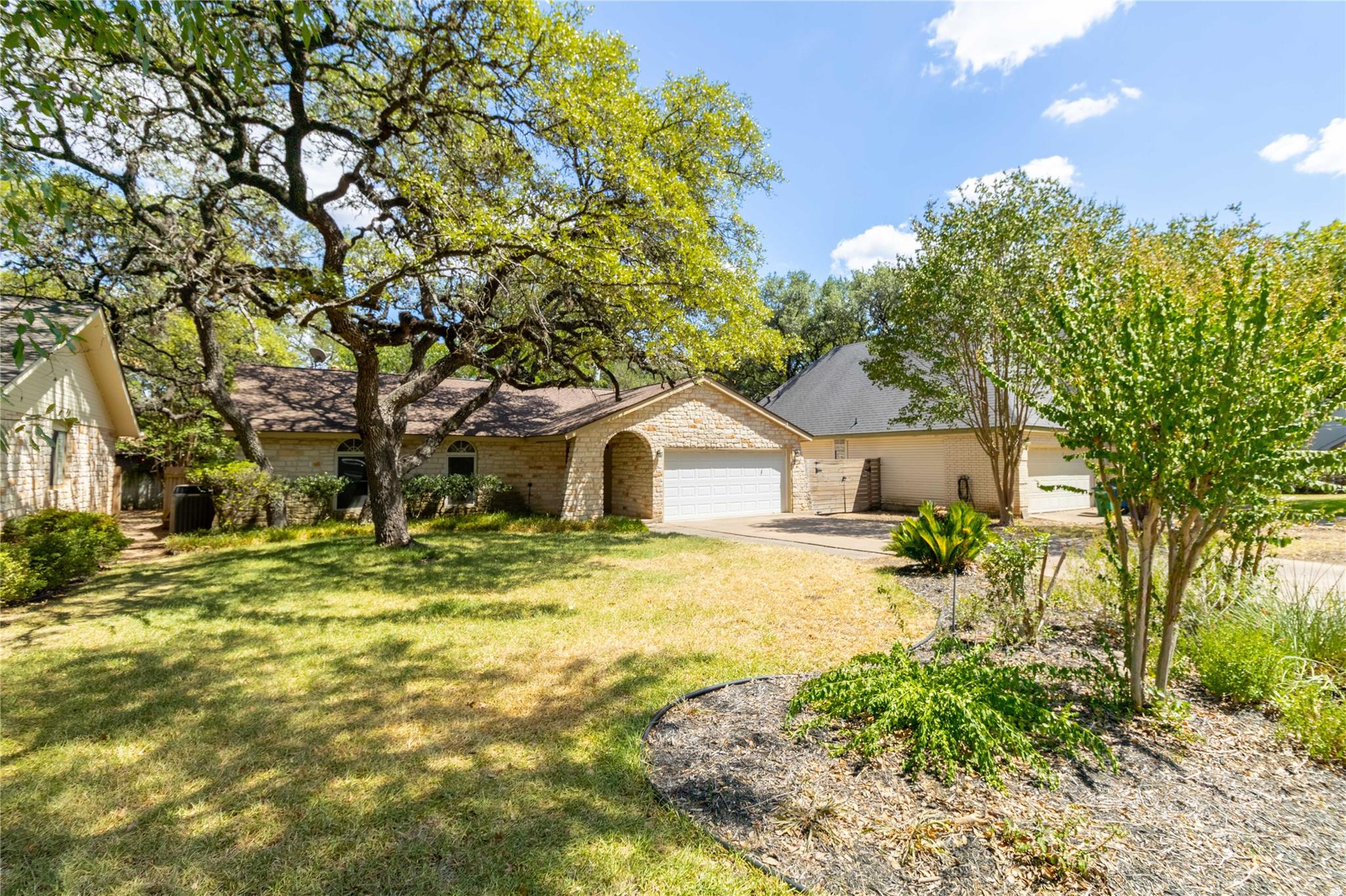 5839 Secrest Dr, Austin, TX 78759