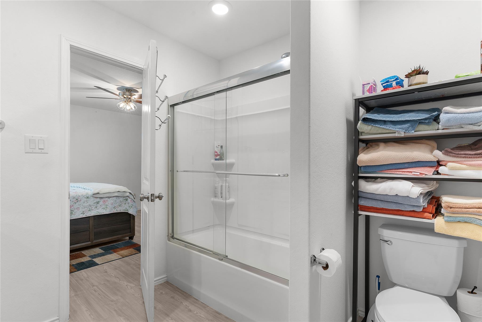 9060 Navarro Vista Vis, Seguin, TX 78155