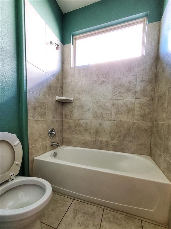 405 S Brook Dr, Leander, TX 78641