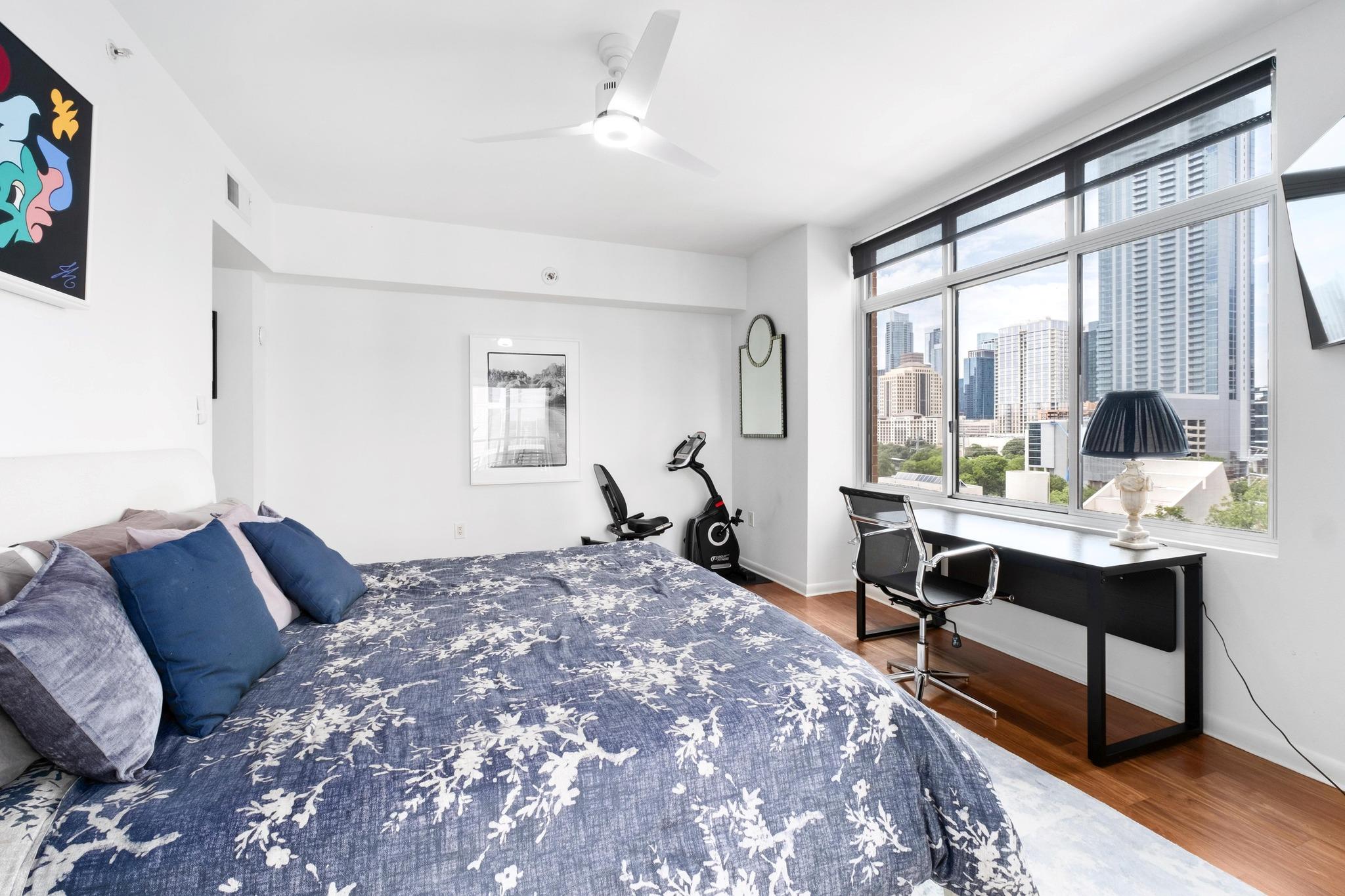 54 Rainey St # 1018, Austin, TX 78701