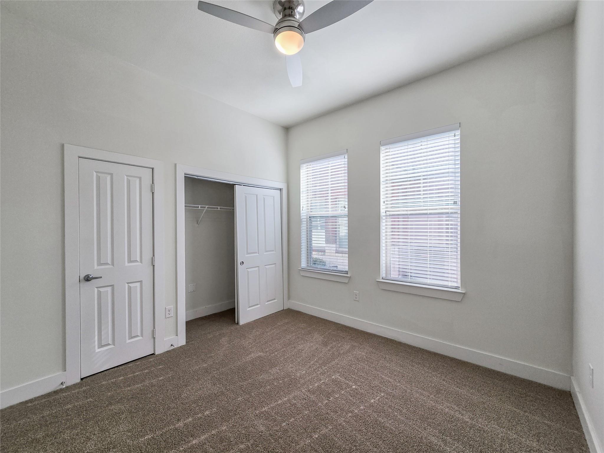 2400 Louis Henna Blvd # 203, Round Rock, TX 78664