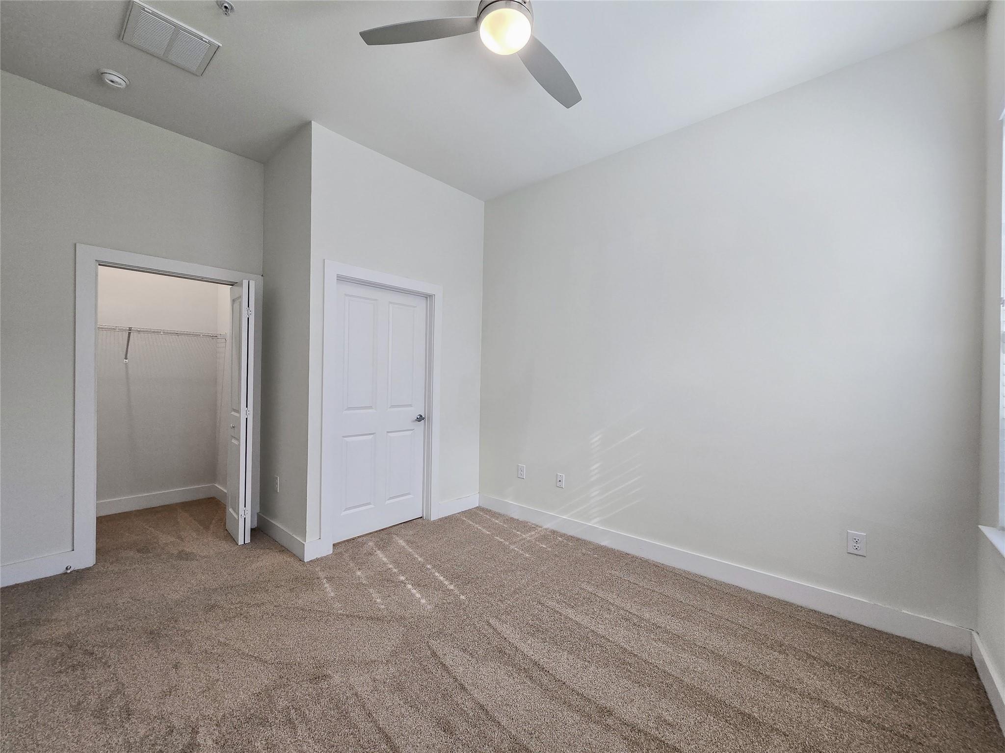 2400 Louis Henna Blvd # 203, Round Rock, TX 78664