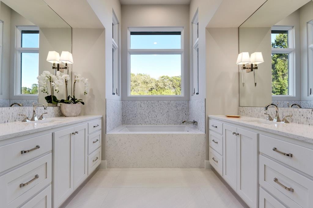 21411 Hamilton Pool Rd, Dripping Springs, TX 78620