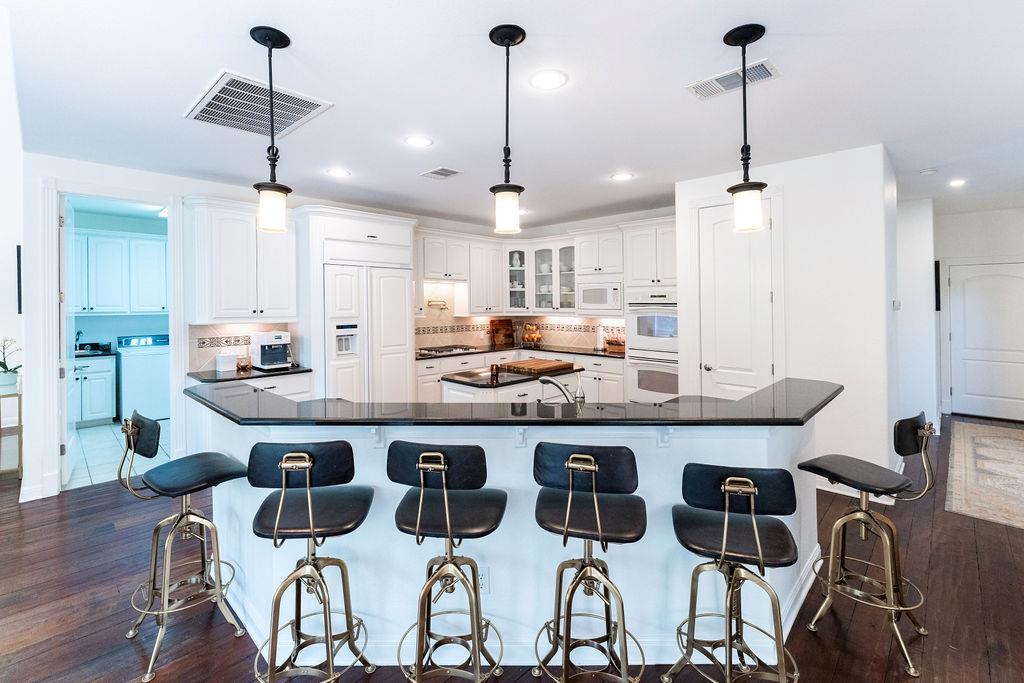 3408 Travis Country Cir, Austin, TX 78735