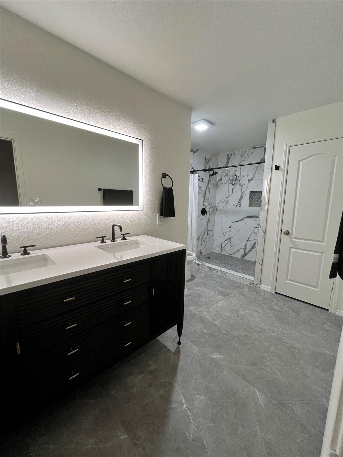 108 Bexar Forest Cv, Elgin, TX 78621