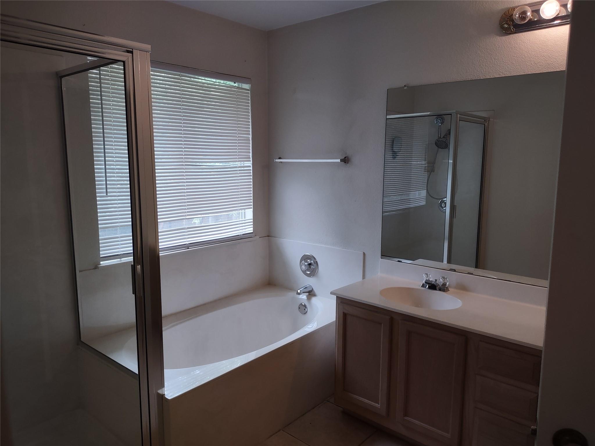 8608 Devine Ln, Austin, TX 78748