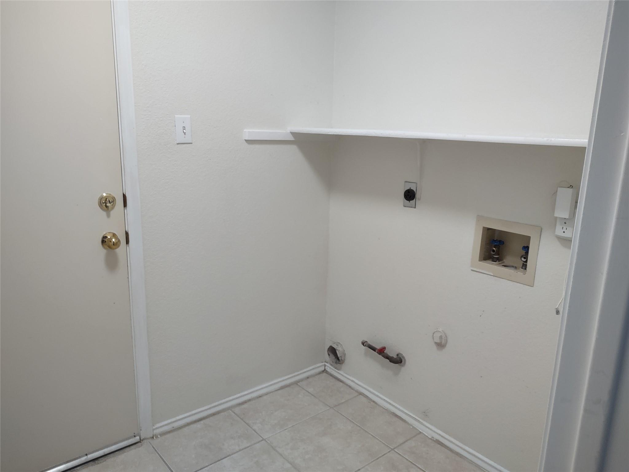 8608 Devine Ln, Austin, TX 78748