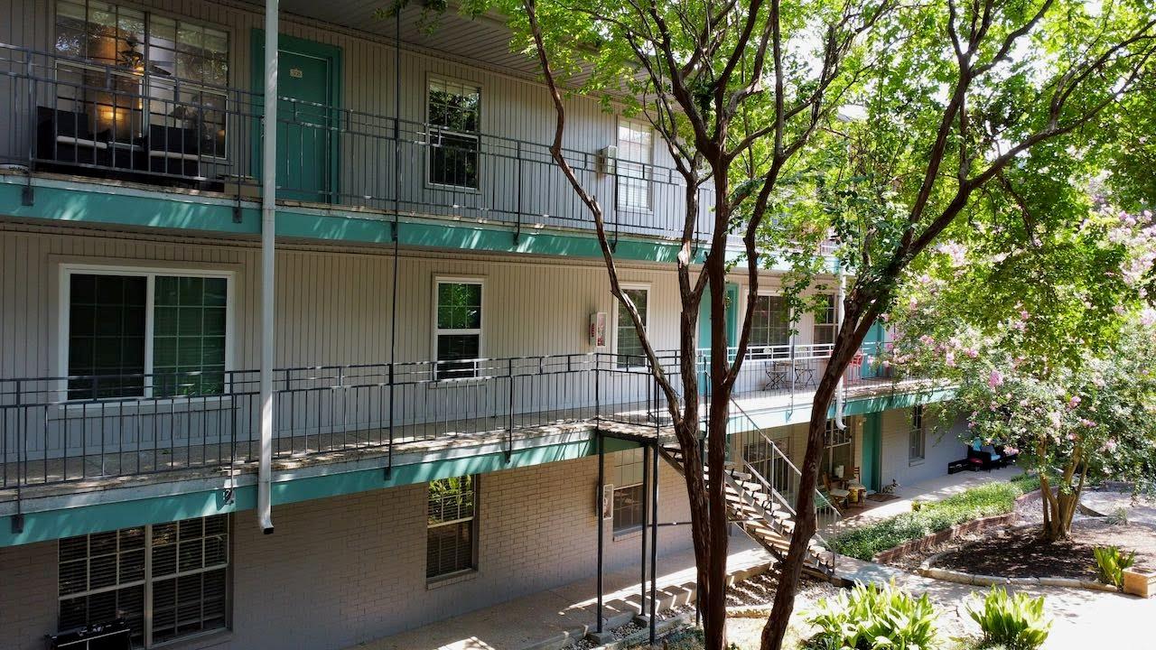 300 Crockett St # 308, Austin, TX 78704