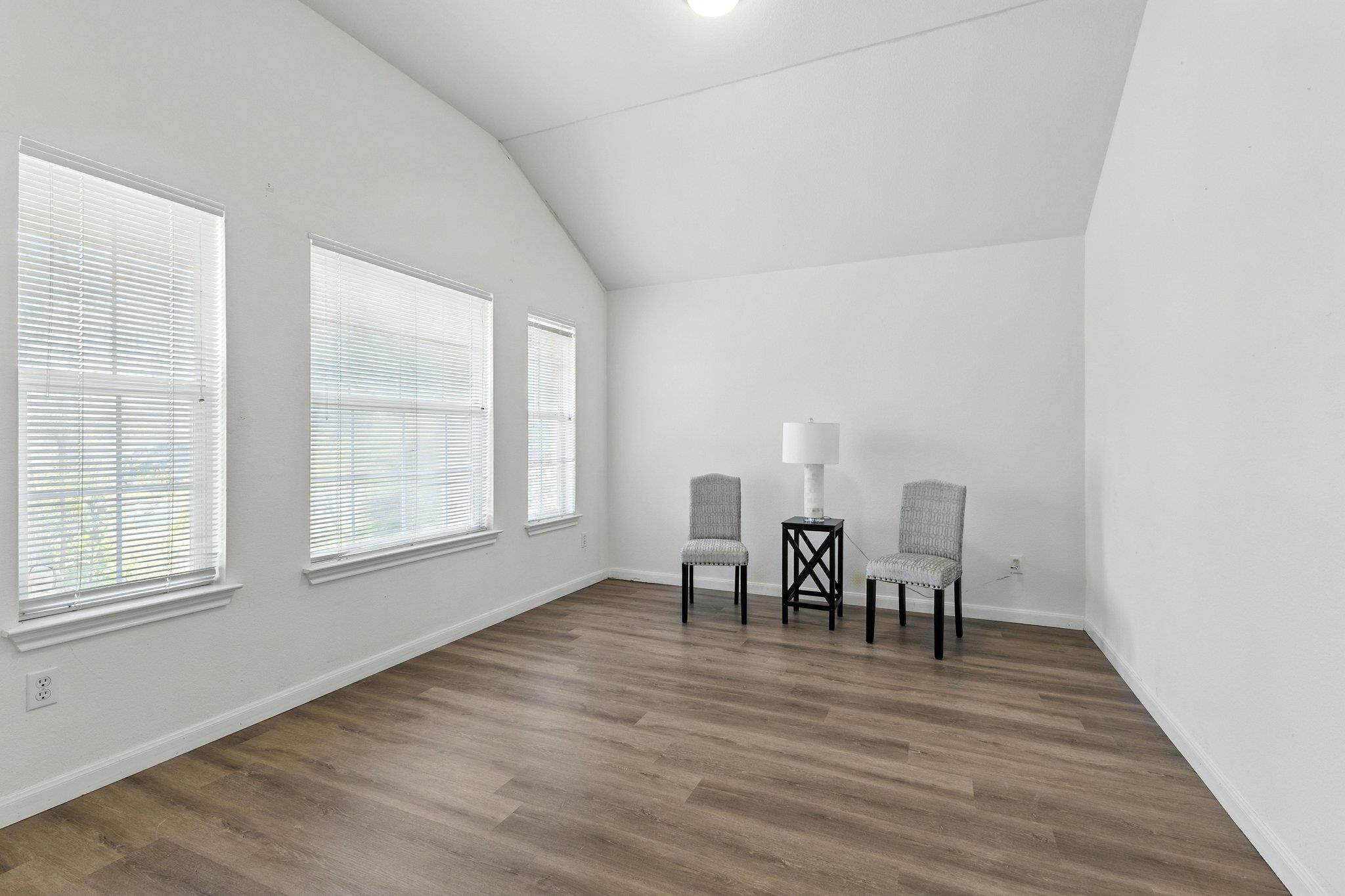 107 Chandler View Trl, Round Rock, TX 78665