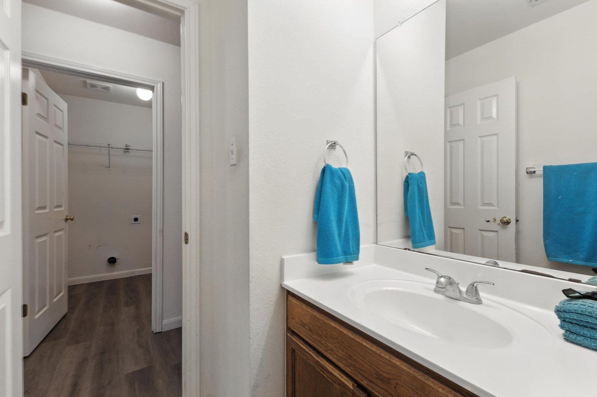 107 Chandler View Trl, Round Rock, TX 78665