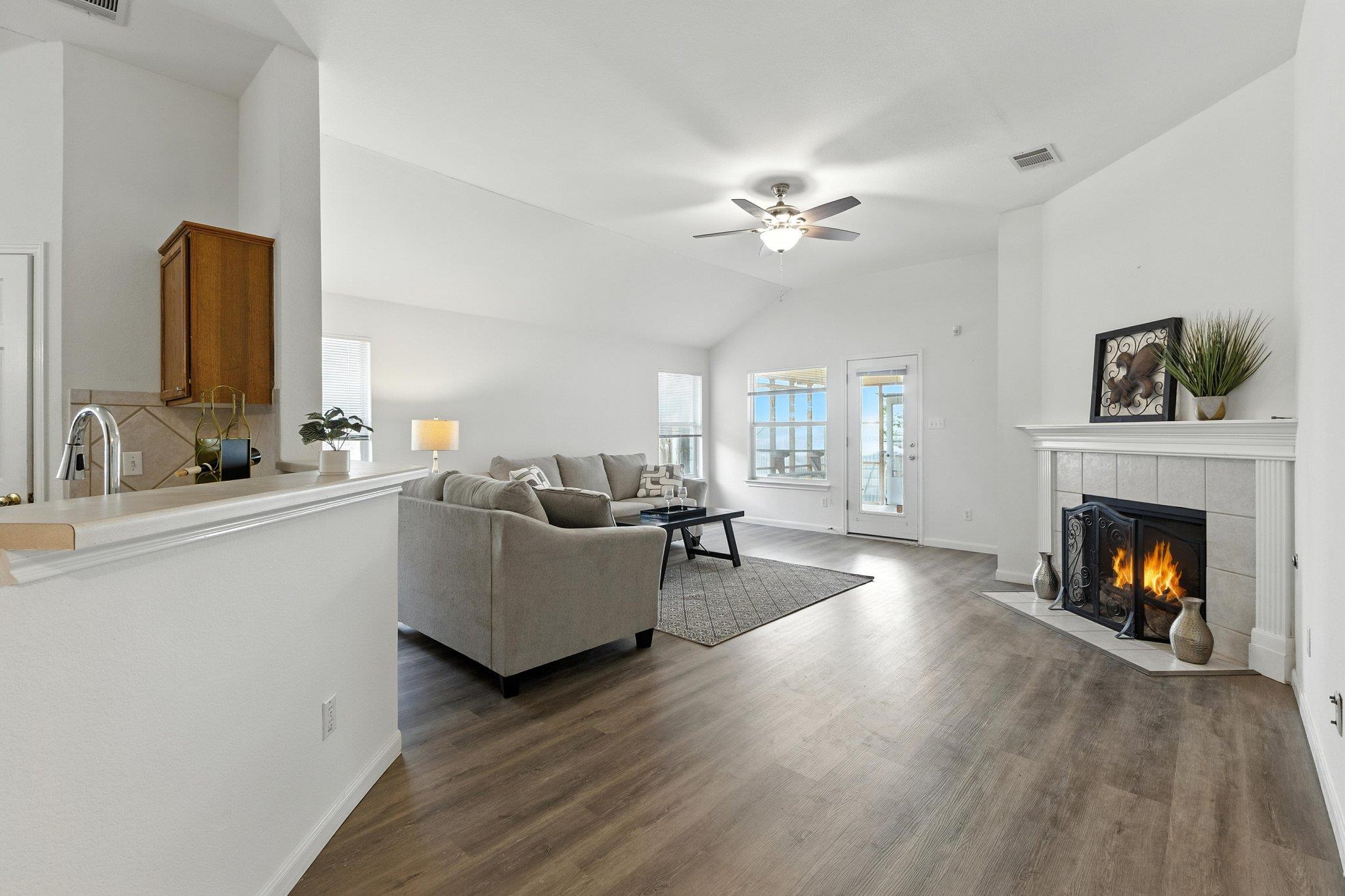 107 Chandler View Trl, Round Rock, TX 78665