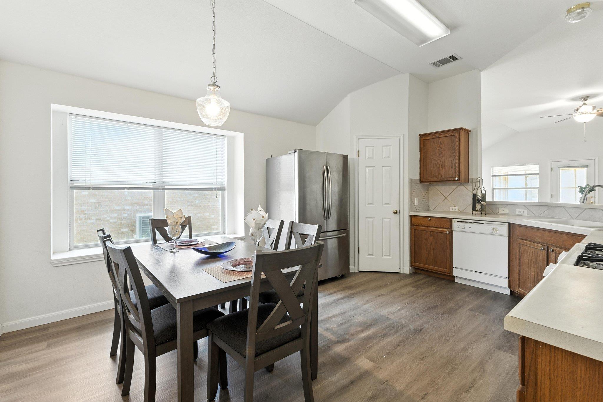 107 Chandler View Trl, Round Rock, TX 78665