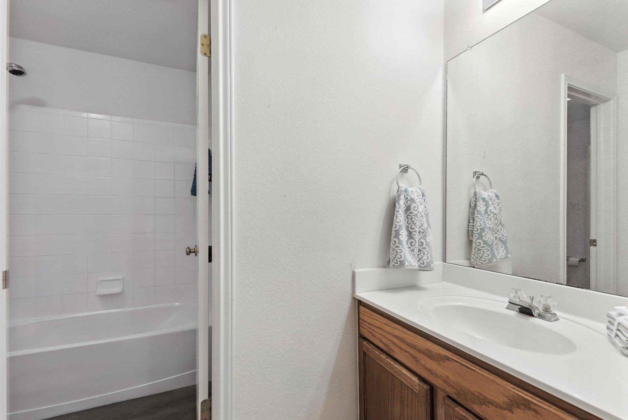 107 Chandler View Trl, Round Rock, TX 78665