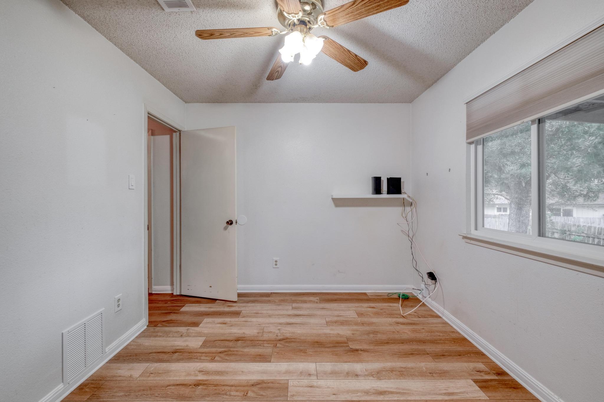4901 Transit Cir, Austin, TX 78727