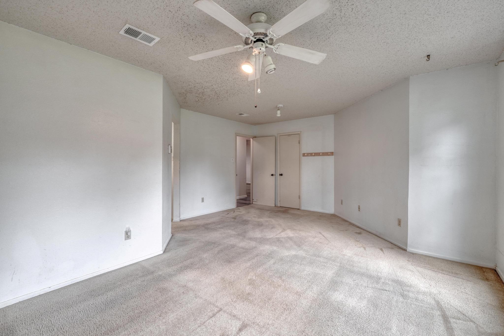 4901 Transit Cir, Austin, TX 78727