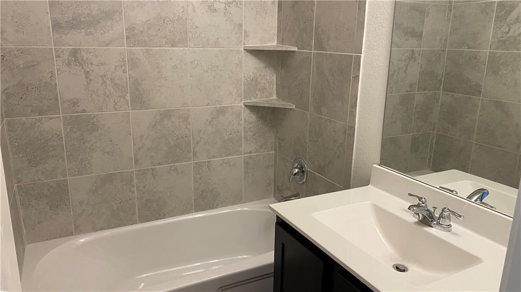 340 Escondido Cir, San Marcos, TX 78666